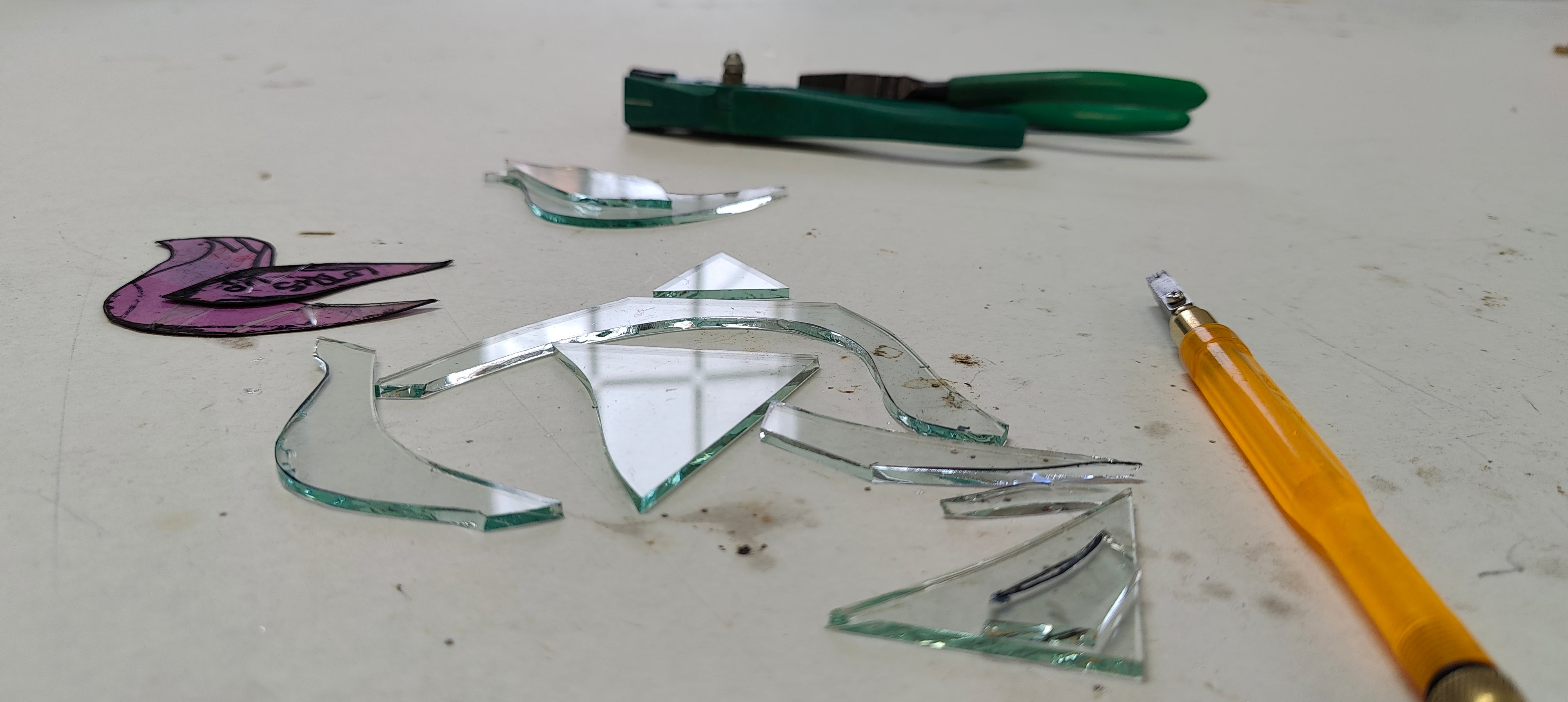 Glass Cutting 101 Studio Workshops Hanscomb Glass Studio Modern Glass Cutting 101 Studio Workshops Hanscomb Glass Studio Modern