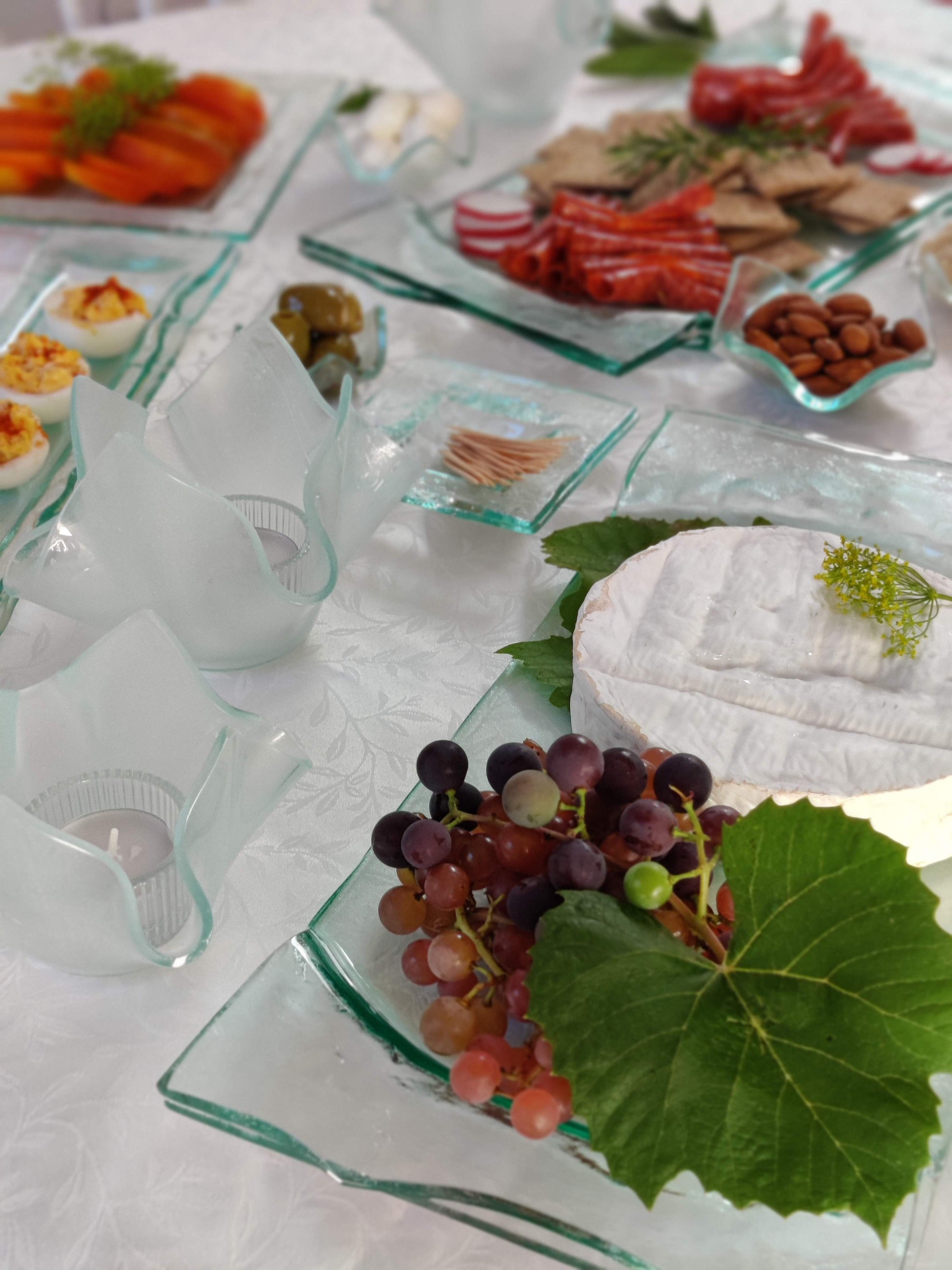 Platters & Cheese Trays Made from Glass